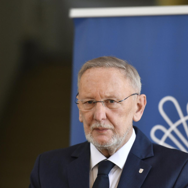 Davor Božinović