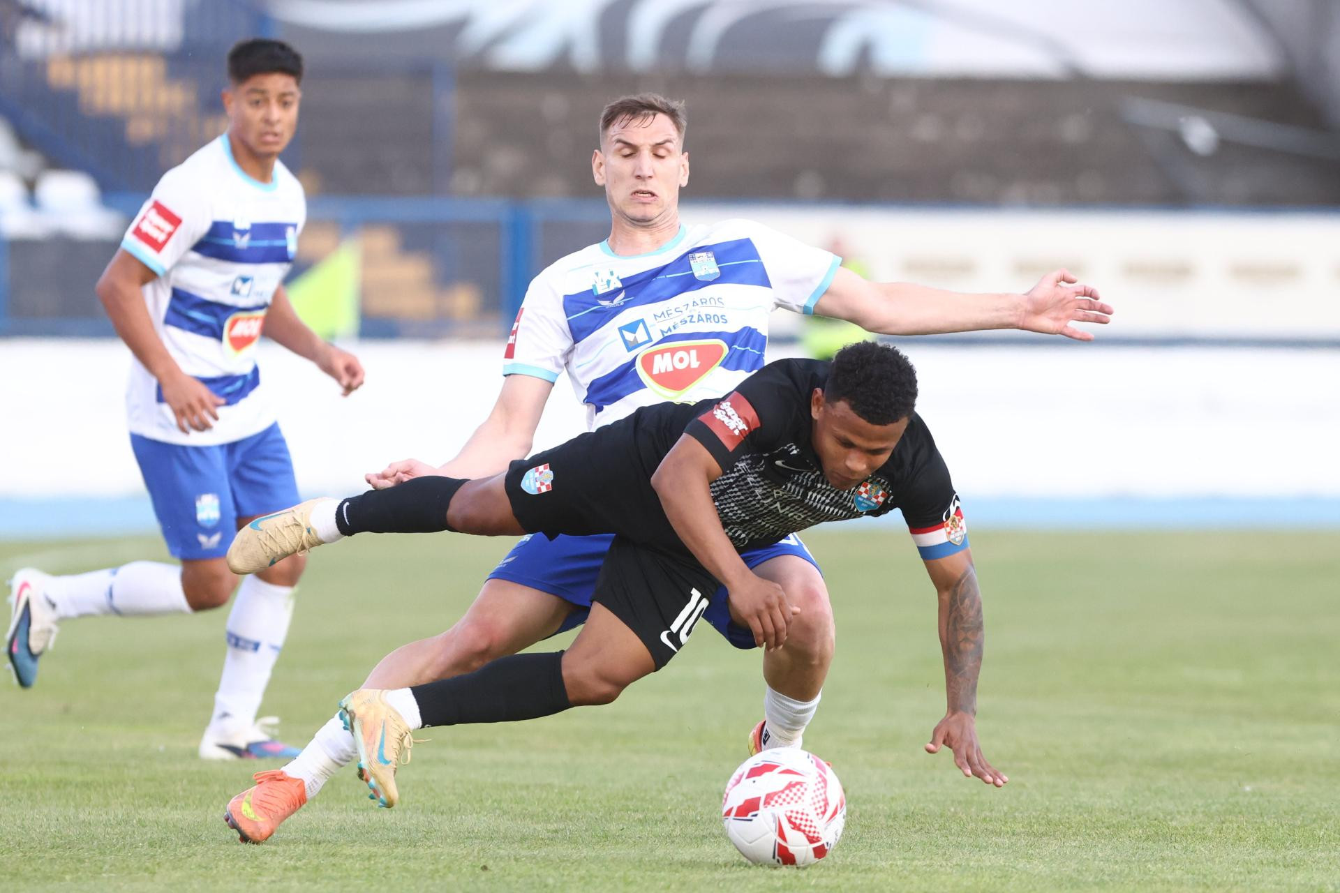 Puljićev spektakularni gol s 25 metara srušio Osijek u Gradskom vrtu pred 6.048 gledatelja — image 5