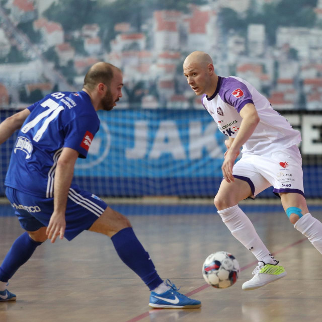 Novo Vrijeme - Dinamo: Zonjić i Duščak