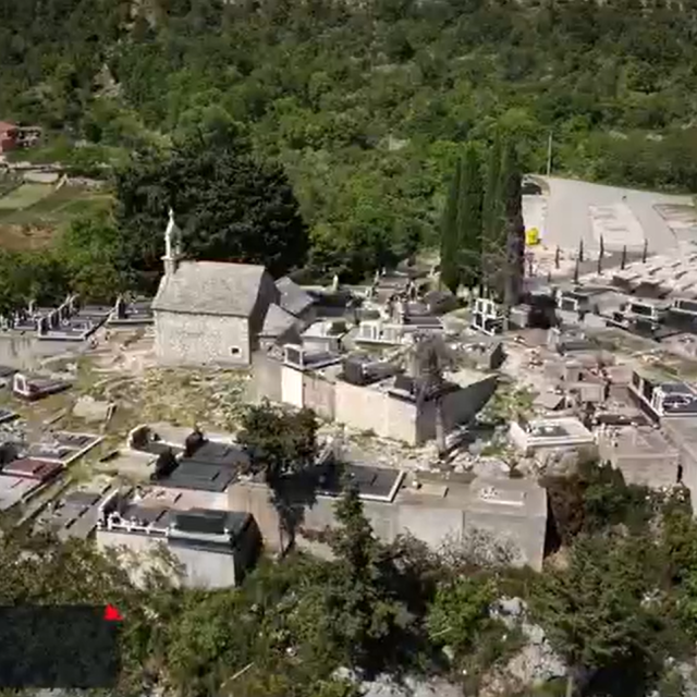 Privatno groblje u općini Marina
