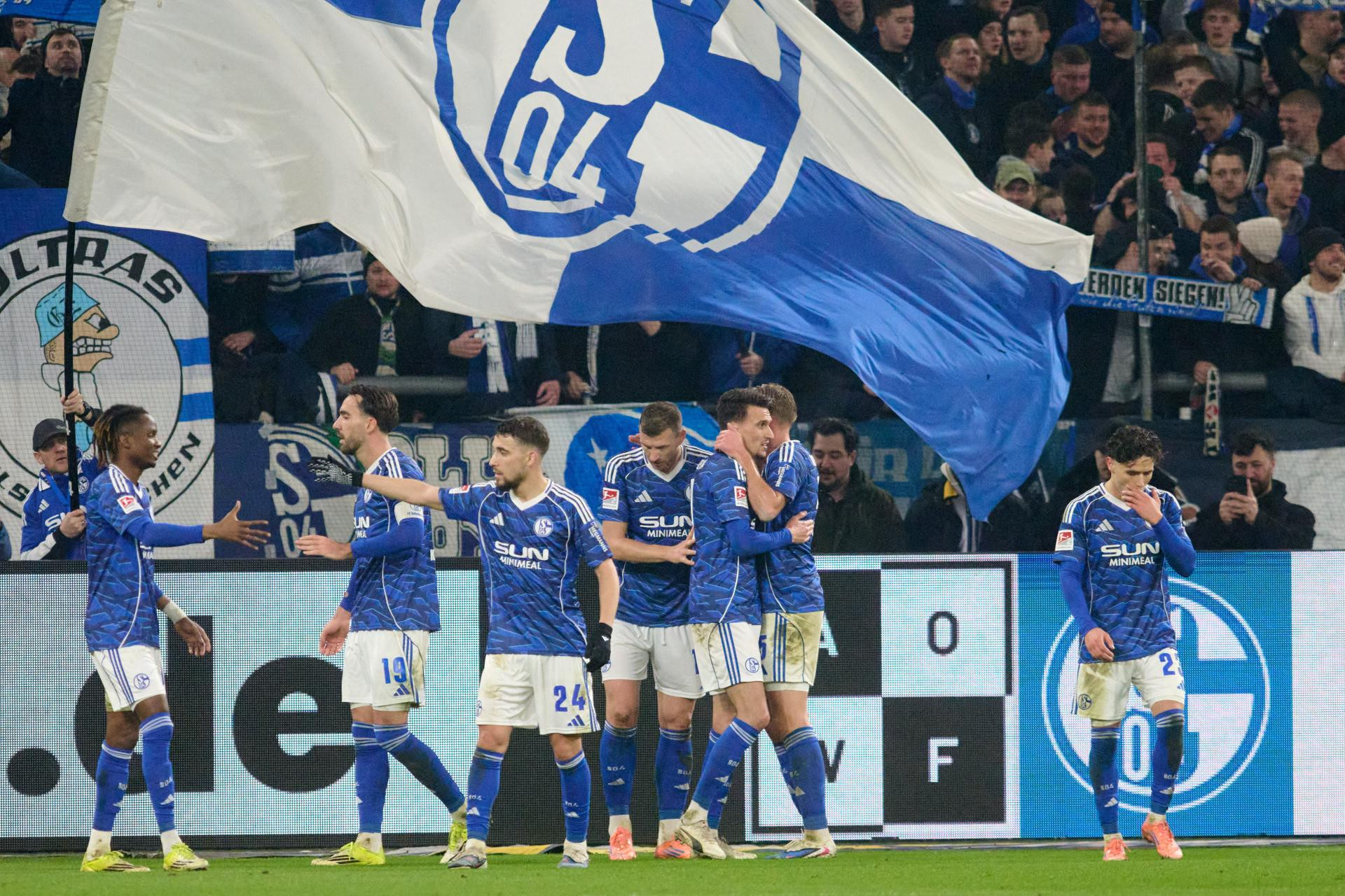 Dejan Ljubičić: Od Dinama do Bundeslige, junak Schalkea i oproštaj od strica — image 4