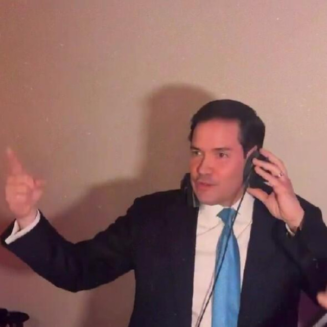 Marco Rubio kao DJ