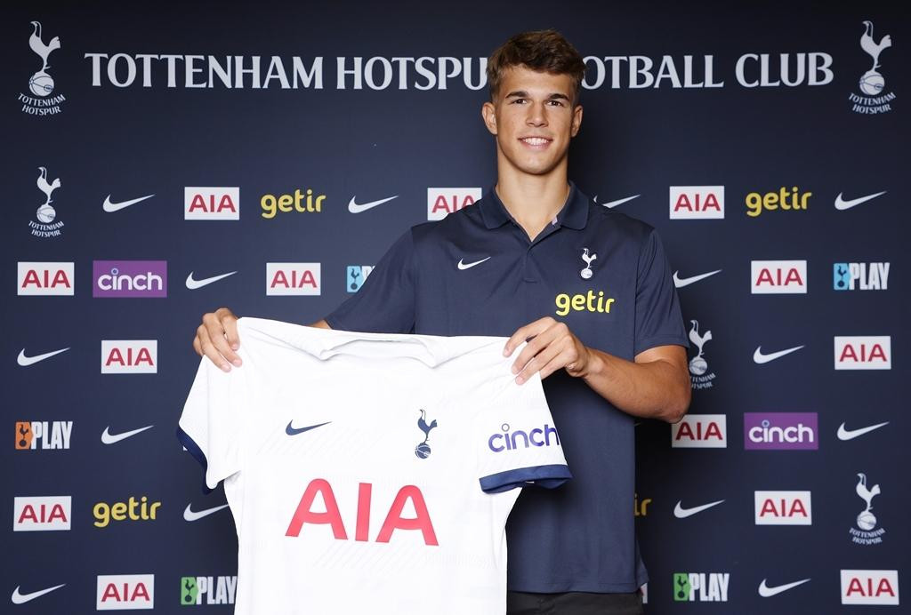 Tottenhamov sportski direktor Lange letio u Hamburg zbog Vuškovića: sprema se novi ugovor — image 4