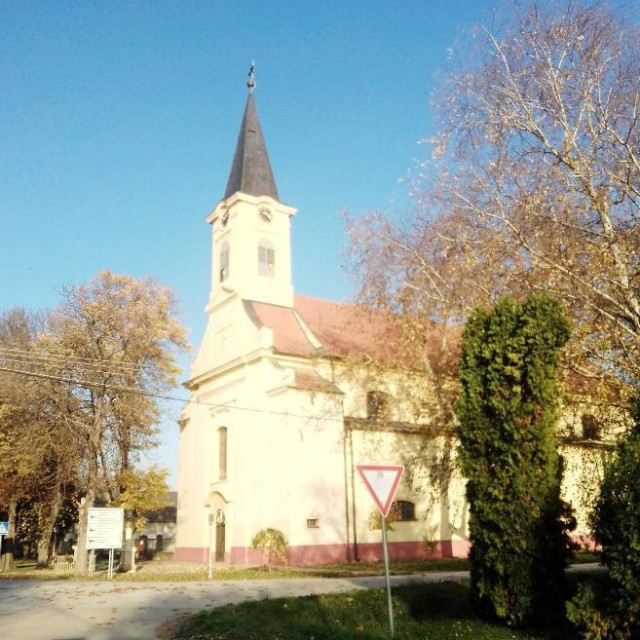 Crkva u Monoštoru