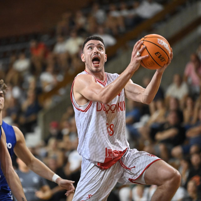 Šibenčanin u dresu Dubrovnika igra košarku karijere, što je Ivan Gulin okrunio nagradom za najboljeg igrača mjeseca u SuperSport Premijer ligi