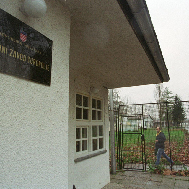Odgojni zavod Turoplje davno je trebao biti izmješten iz tamošnjeg muškog zatvora