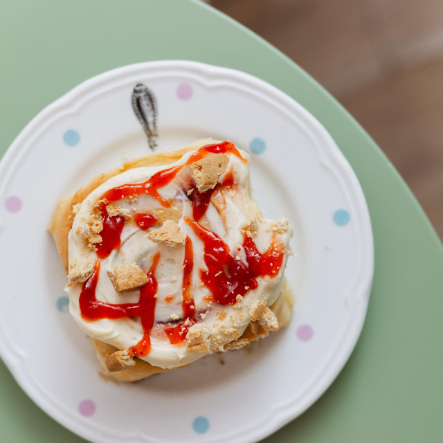 Rolice jagoda-cheesecake