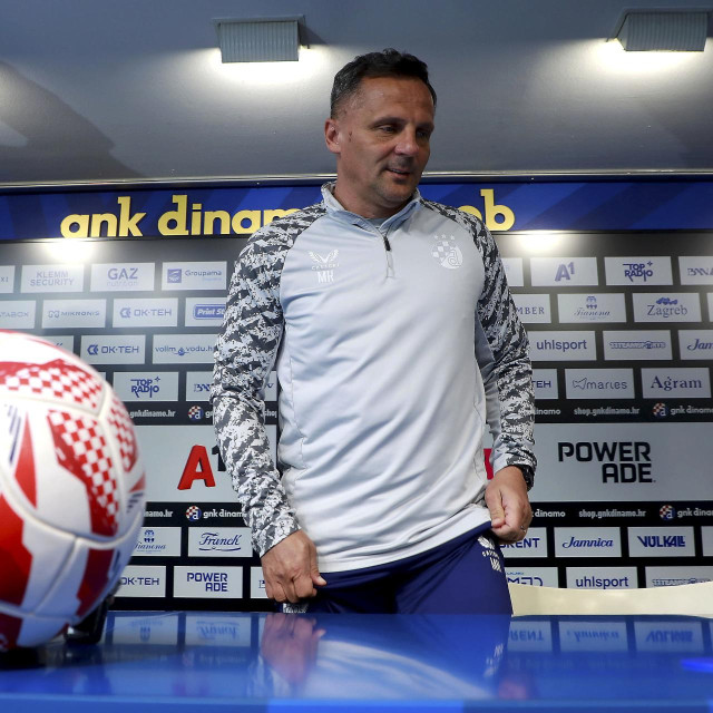Mario Kovačević u subotu će voditi četvrti derbi protiv Hajduka na Dinamovoj klupi
 