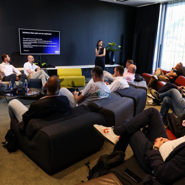 Panel ”Pirates 1 – Industry 0: Are We Helping Piracy?” se održao u sklopu Dana komunikacija