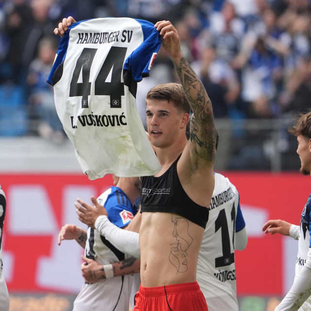 Luka Vušković u proslavi pogotka