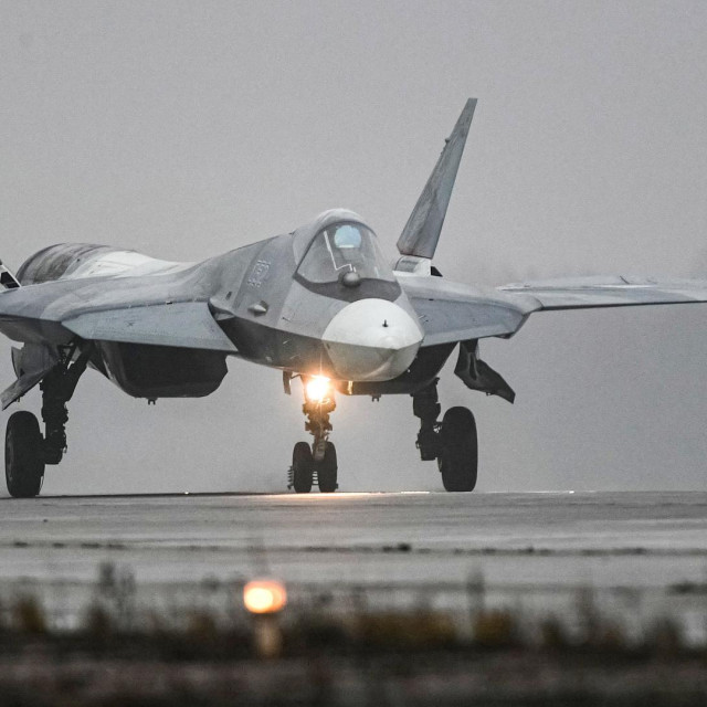 Ruski borbeni avion pete generacije Su-57