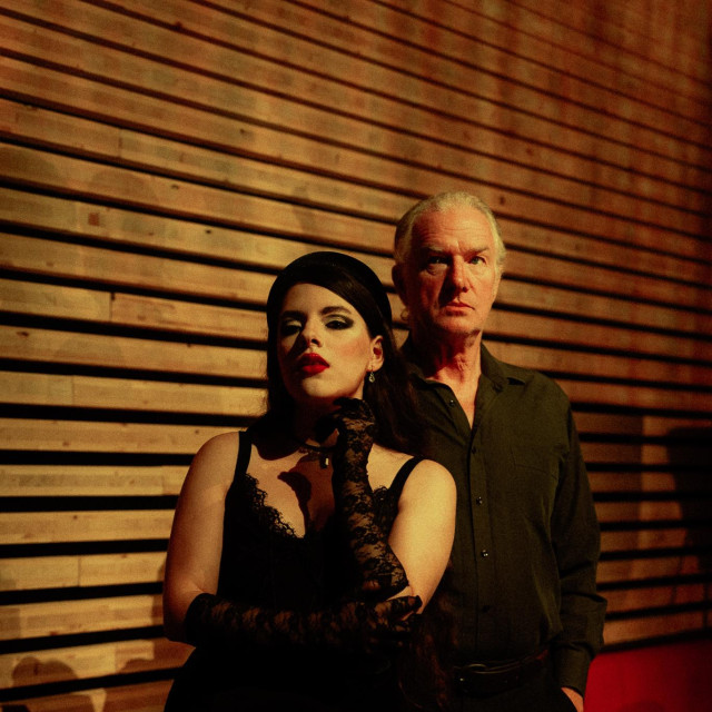 Mick Harvey i Amanda Acevedo