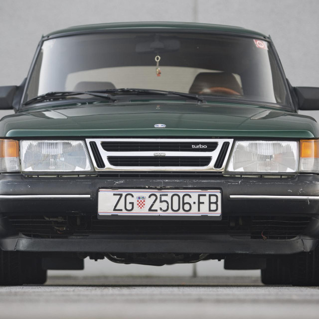 Saab 900 turbo 16V, ilustracija