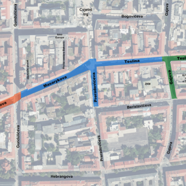 Plavom bojom označena je postojeća pješačka zona, zelenom planirana nova, a narančastom nova zona ograničene brzine
