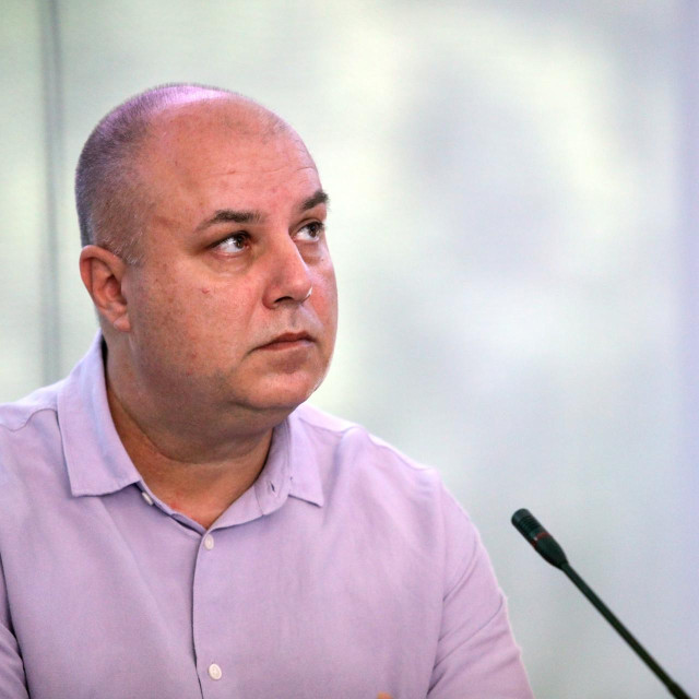 Igor Rađenović