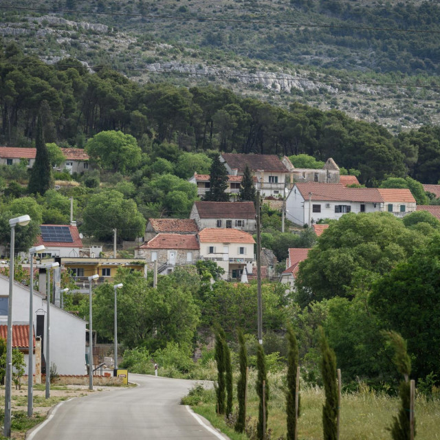 Rakovo Selo danas izgleda mali raj, teško je zamisliti da su se tu događale takve mračne stvari