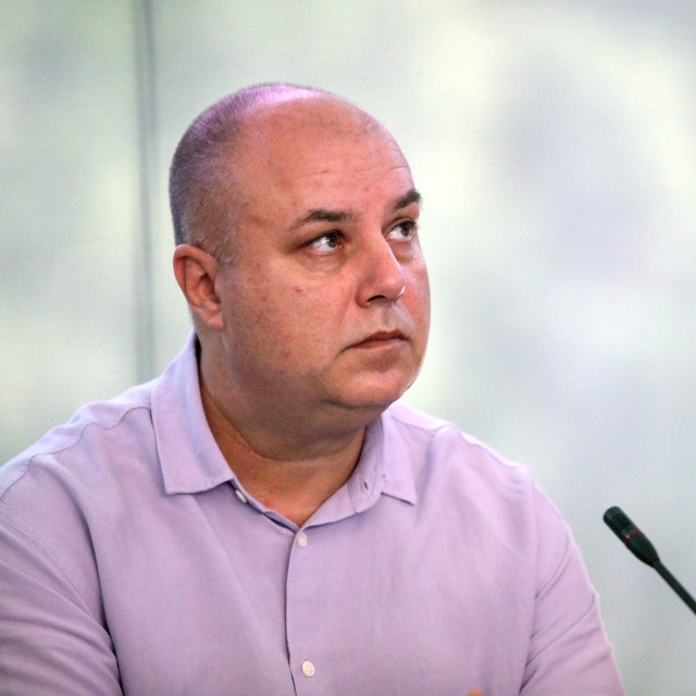 Igor Rađenović
