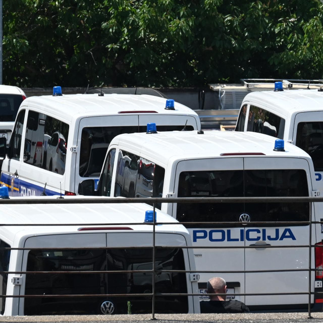 Osobe se nalaze pod nadzorom policije te je u tijeku kriminalističko istraživanje