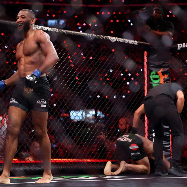 Salahdine Parnasse vs. Kenny Cross | MVP: Rousey vs. Carano