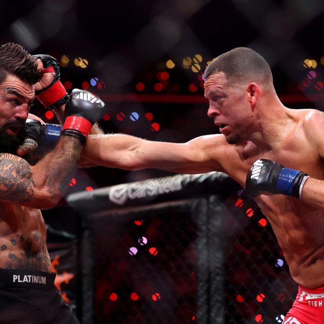 Mike Perry (lijevo) vs. Nate Diaz | MVP: Rousey vs. Carano