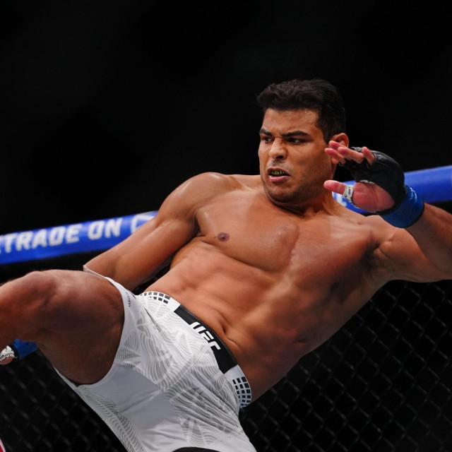 April 11, 2026, Miami, Miami, USA: Azamat Murzakanov and Paulo Costa meet in the octagon for a 3-round main event bout at UFC 327 - Prochazka vs Ulberg at Kesaya Center on April 11, 2026 Las Vegas, NV. (Photo by Louis Grasse/PXImages),Image: 1090339093, License: Rights-managed, Restrictions:, Model Release: no, Credit line: Louis Grasse/Zuma Press/Profimedia