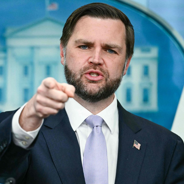 JD Vance odgovara na pitanja novinara na brifingu u Bijeloj kući