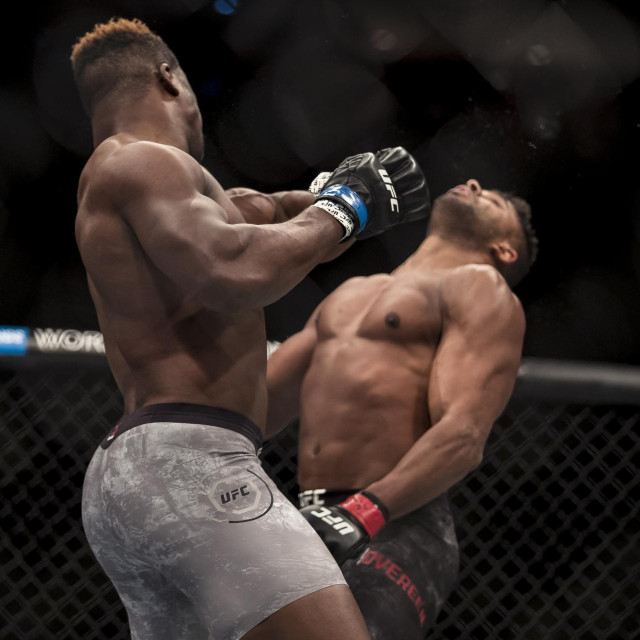 Francis Ngannou i Alistair Overeem