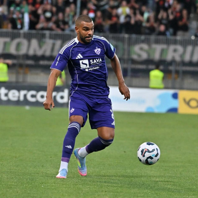 El Arabi Hilal Soudani
