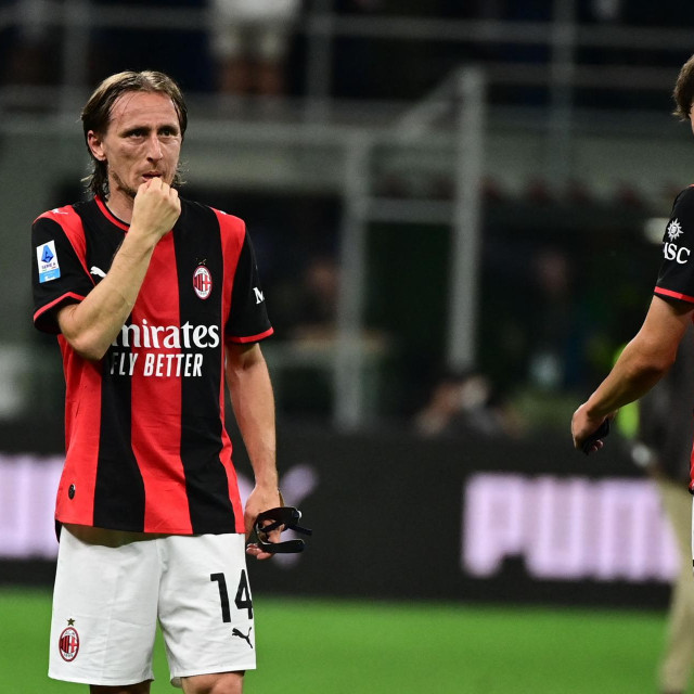 Razočarani Luka Modrić i Davide Bartesaghi nakon poraza