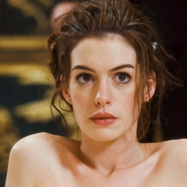 Anne Hathaway