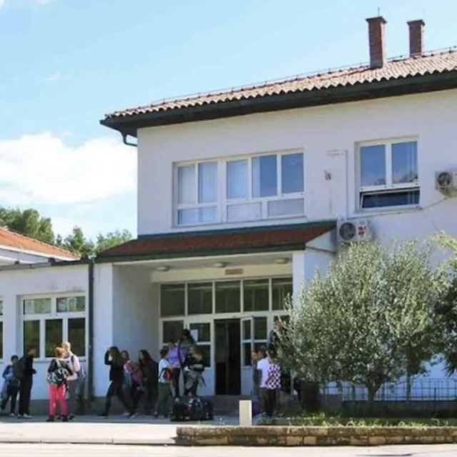 Osnovna škola Antuna Gustava Matoša u Novalji