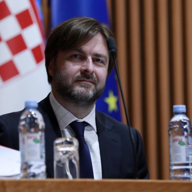 Tomislav Ćorić
 