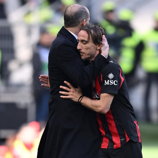 Luka Modrić i bivši trener Milana Massimiliano Allegri u zagrljaju