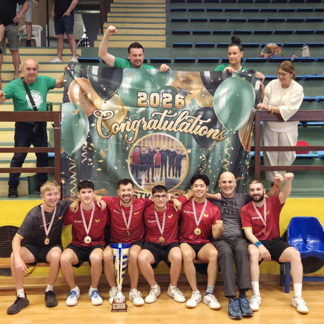Pula slavi novi trofej s navijačima