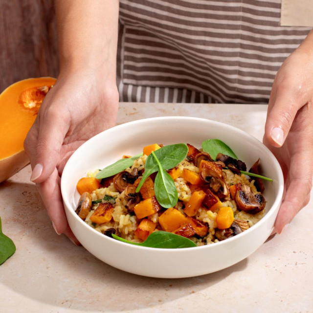 39031399