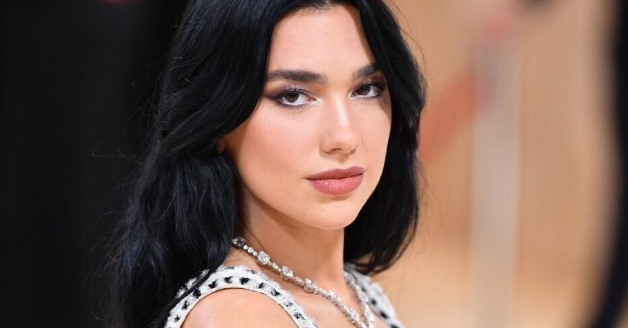 Elegantan vjenčani kostim Dua Lipe inspiriran je jednim od najupečatljivijih i najzapaženijh modnih trenutaka još iz davne 1971. godine
