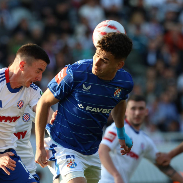 Sergi Dominguez u akciji protiv Hajduka