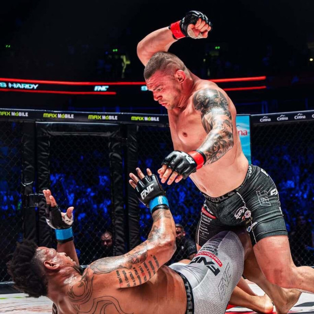 Darko Stošić vs. Greg Hardy | FNC 31 Beograd