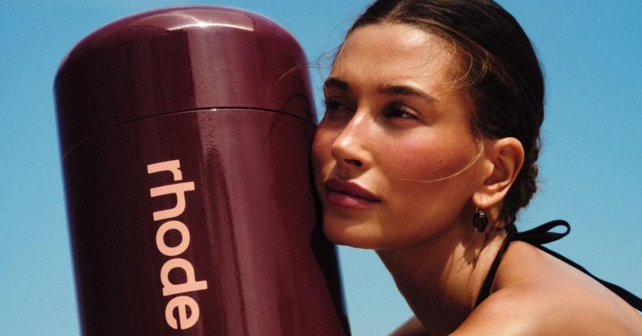 Rhode lansirao novu ljetnu kolekciju: Glavna zvijezda je Pocket Bronze, prvi bronzer u ponudi brenda, dostupan u osam nijansi