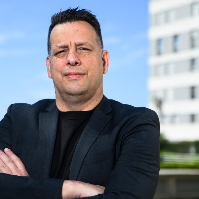 Ivica Žuro, ekonomski analitičar