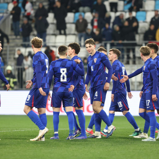 Hrvatska U21 nogometna reprezentacija igra prijateljsku utakmicu s Katarom U23