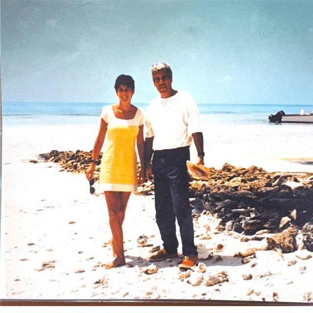 Jeffrey Epstein i njegova partnerica i pomagačica Ghislaine Maxwell 