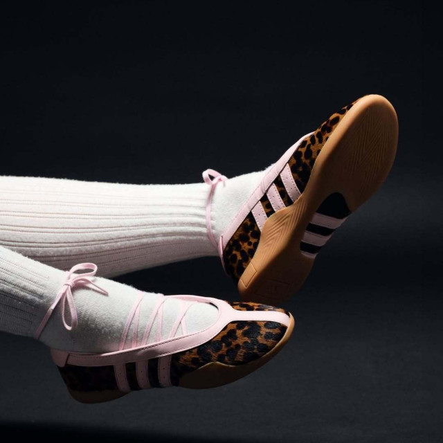 adidas Originals Taekwondo Mei