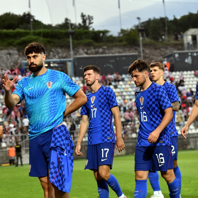 Joško Gvardiol, Petar Sučić, Martin Baturina nakon poraza od Belgije