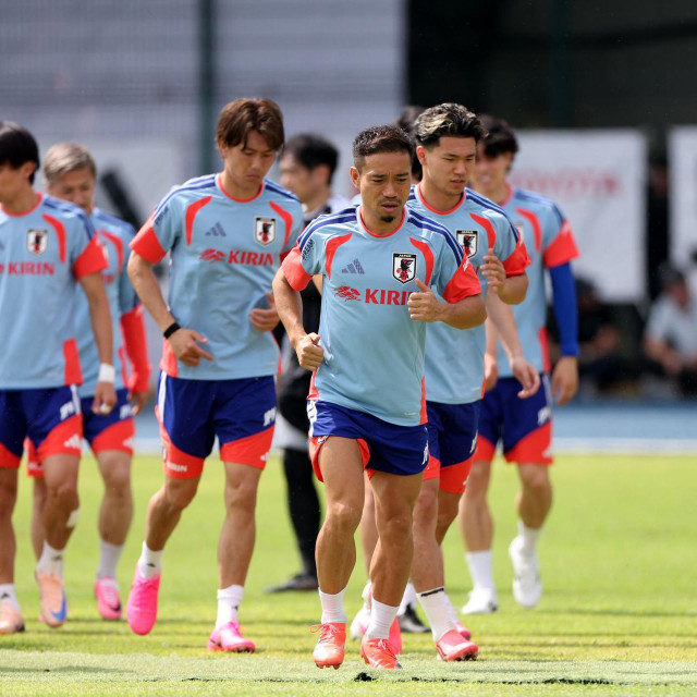 Japanska reprezentacija trening nije obavila na kampu koji su iznajmili već na travnjacima Medicinskog fakulteta