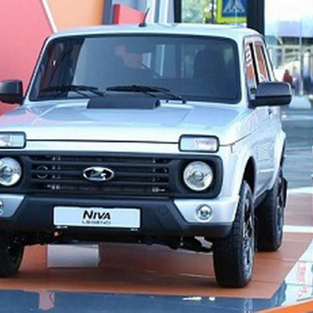 Lada Niva Legend