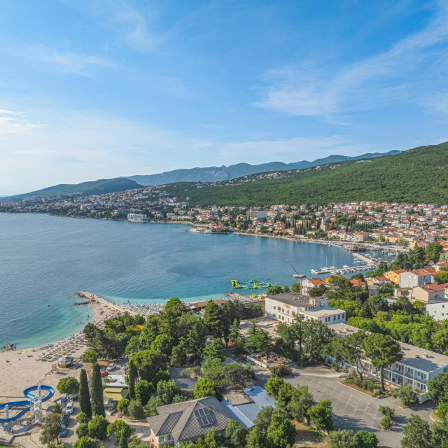 Panoramski pogled na hotel Slaven