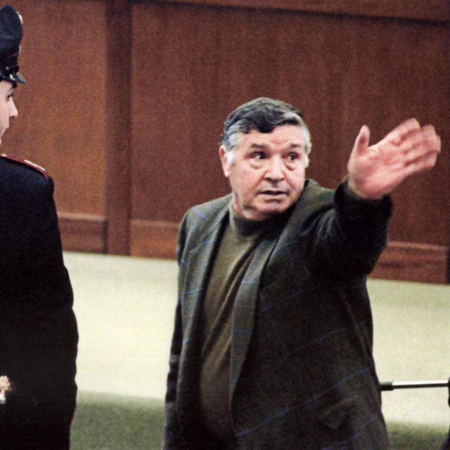 Salvatore ”Toto” Riina na suđenju 1993. godine