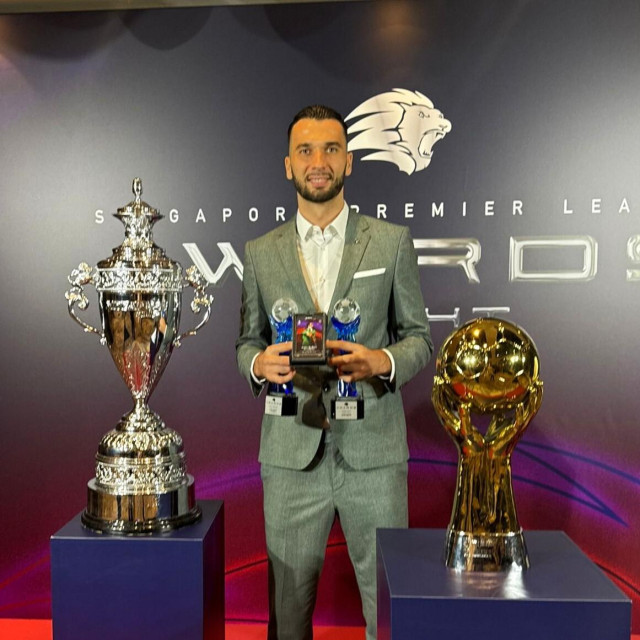 Ivan Sušak proglašen je najboljim vratarom singapurske lige, a s Lion City Sailorsima osvojio je Kup i prvenstvo