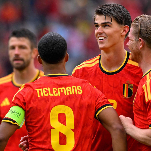 Charles De Ketelaere, Youri Tielemans i Kevin de Bruyne
